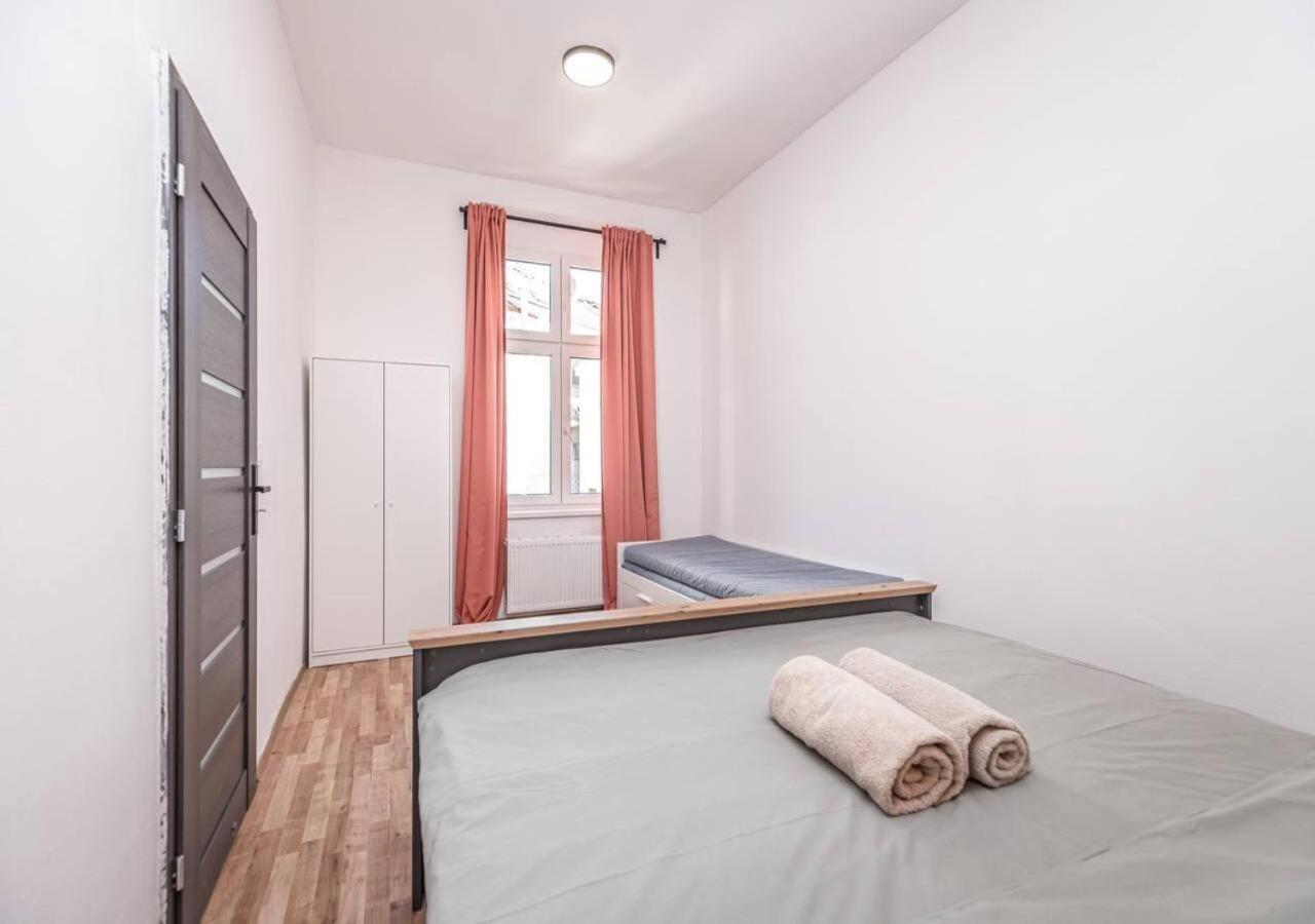 Elegance Apartments Praag Buitenkant foto