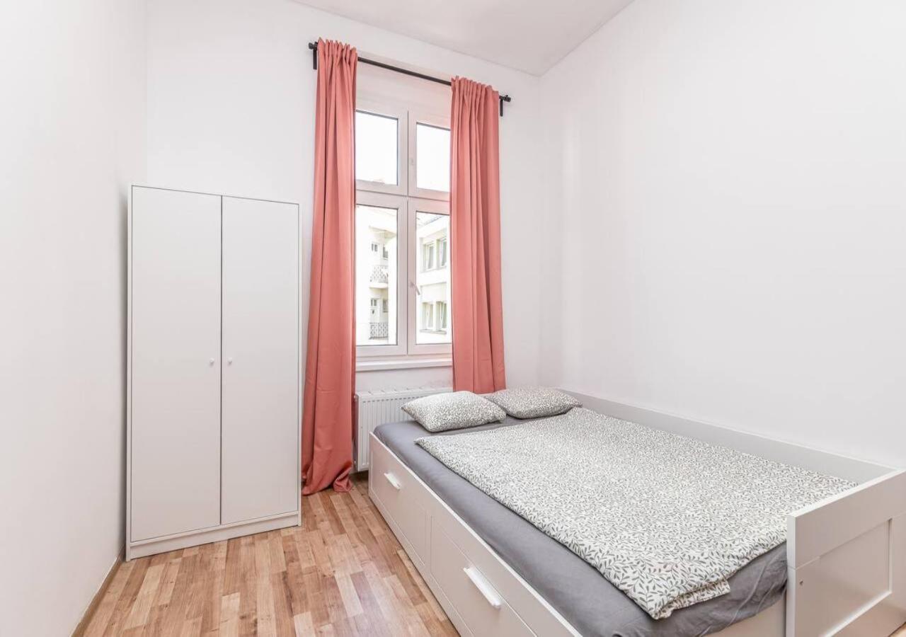 Elegance Apartments Praag Buitenkant foto